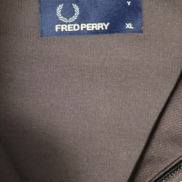 FRED PERRY HOODIE XL YOUTH SIZE - Picture 4 of 4